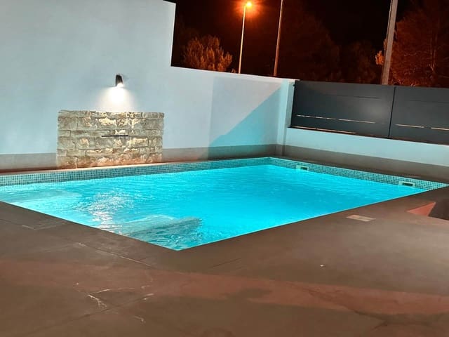 3 chambre Villa/Maison à vendre à Dolores avec piscine garage - 445 000 € (Ref: 10157601)