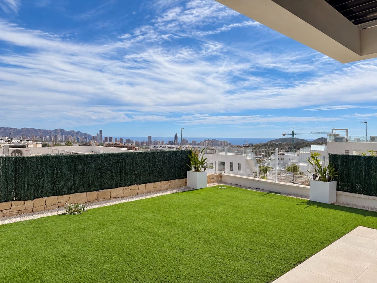 3 bedroom Semi-detached Villa for sale in Finestrat with pool garage - € 598,000 (Ref: 10157605)