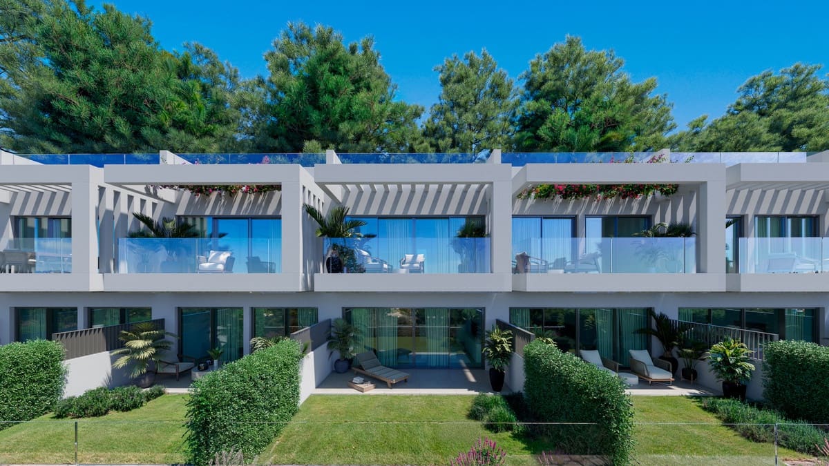 3 bedroom Villa for sale in El Chaparral with pool garage - € 990,000 (Ref: 10157607)