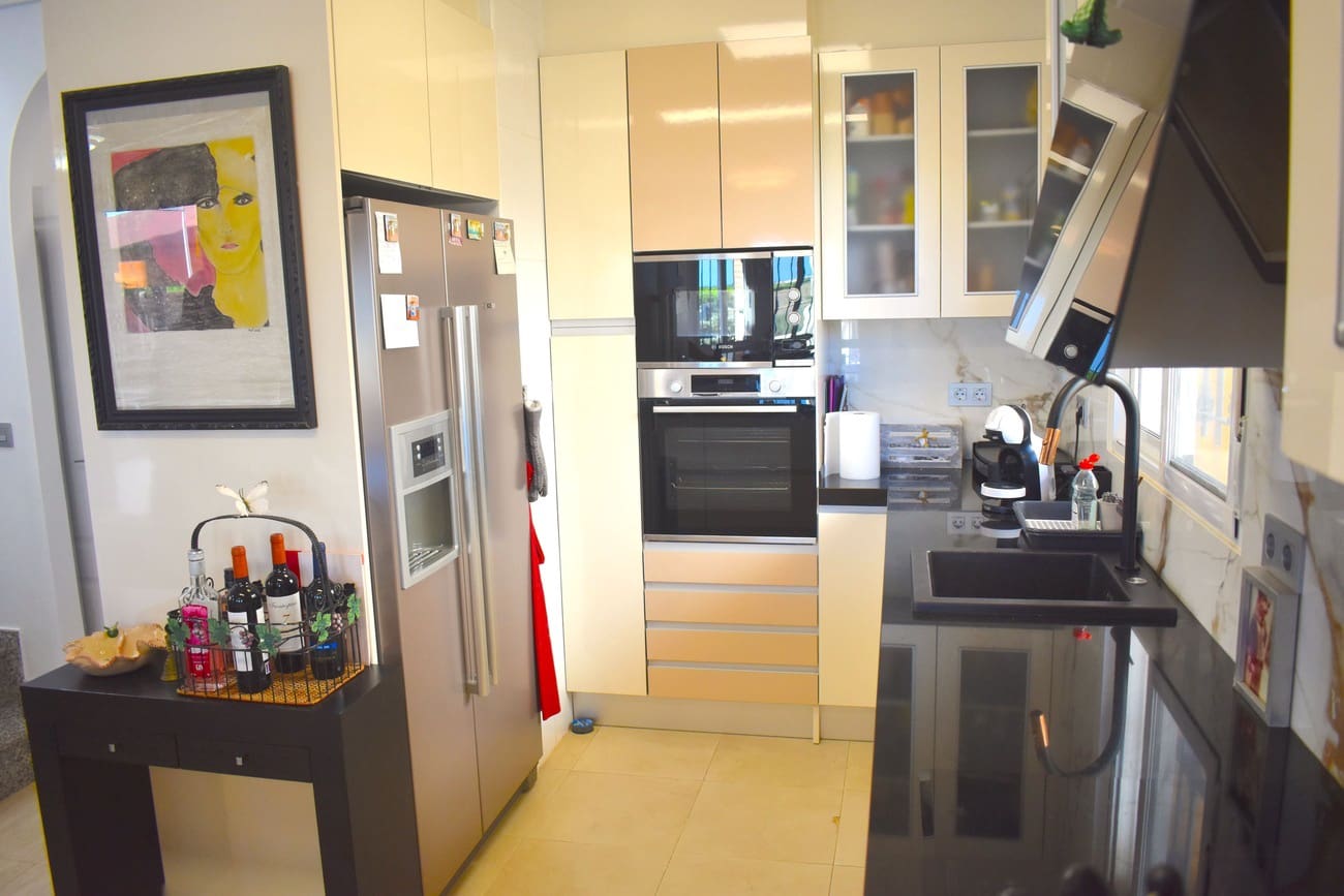 3 bedroom Villa for sale in Guardamar del Segura with pool garage - € 345,000 (Ref: 10159159)