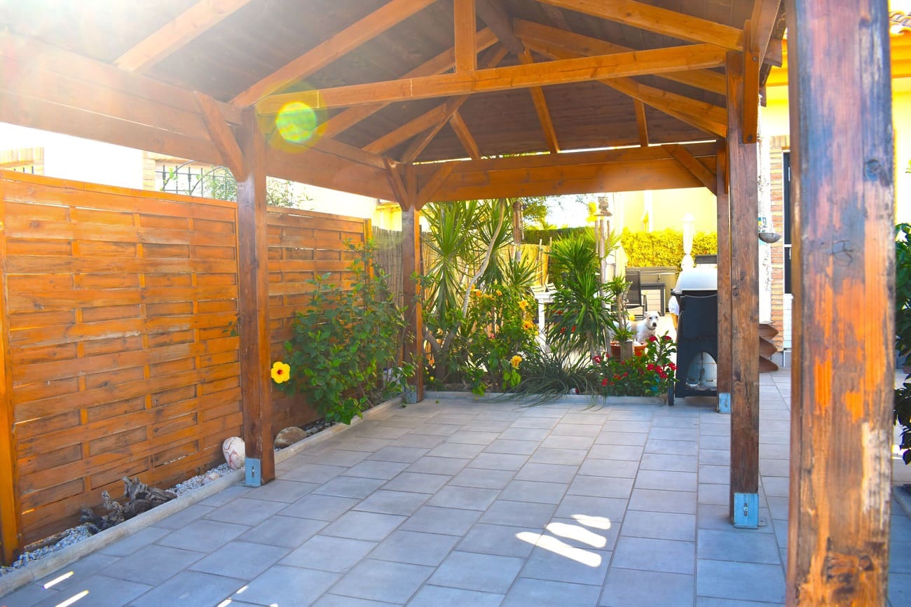 3 bedroom Villa for sale in Guardamar del Segura with pool garage - € 345,000 (Ref: 10159159)