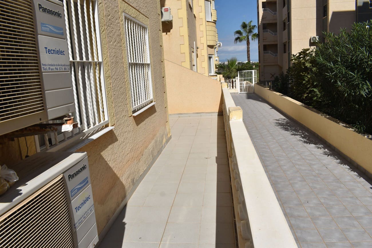 3 camera da letto Casa in vendita in Guardamar del Segura con piscina garage - 246.000 € (Rif: 10159161)