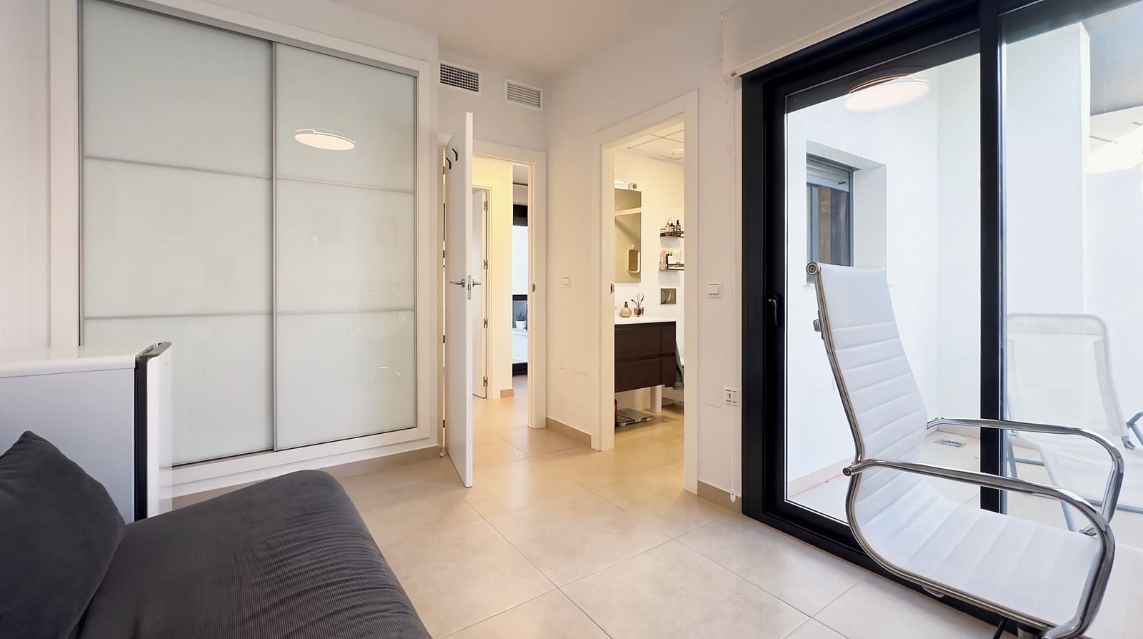 3 soverom Hus til salgs i Villamartin med svømmebasseng garasje - € 395 000 (Ref: 10159171)