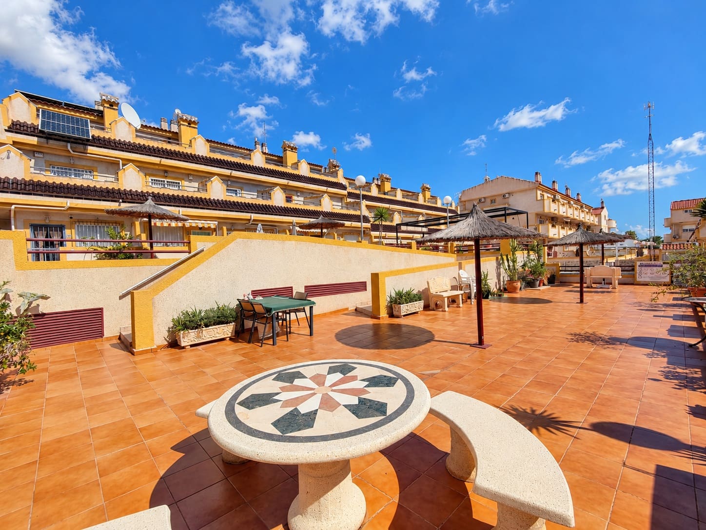 3 bedroom Townhouse for sale in Orihuela Costa with pool garage - € 197,950 (Ref: 10159172)