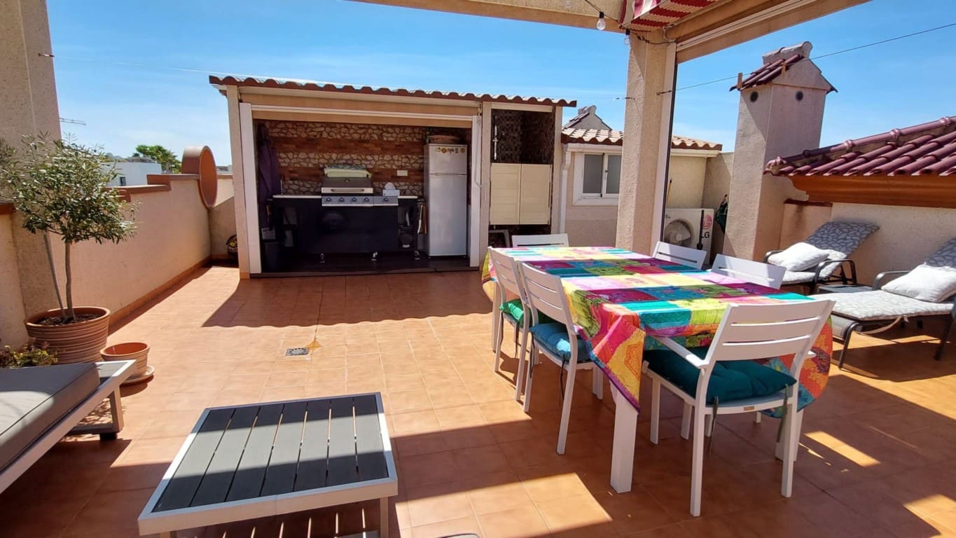 2 bedroom Semi-detached Villa for sale in San Fulgencio with pool - € 189,000 (Ref: 10159993)