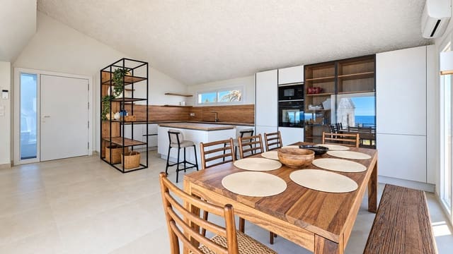 5 chambre Villa/Maison à vendre à Zona Calvario, Estepona avec piscine - 1 950 000 € (Ref: 10161930)