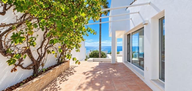 5 chambre Villa/Maison à vendre à Zona Calvario, Estepona avec piscine - 1 950 000 € (Ref: 10161930)
