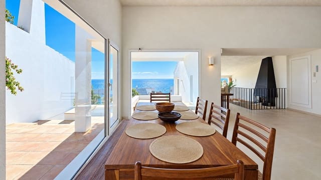 5 chambre Villa/Maison à vendre à Zona Calvario, Estepona avec piscine - 1 950 000 € (Ref: 10161930)
