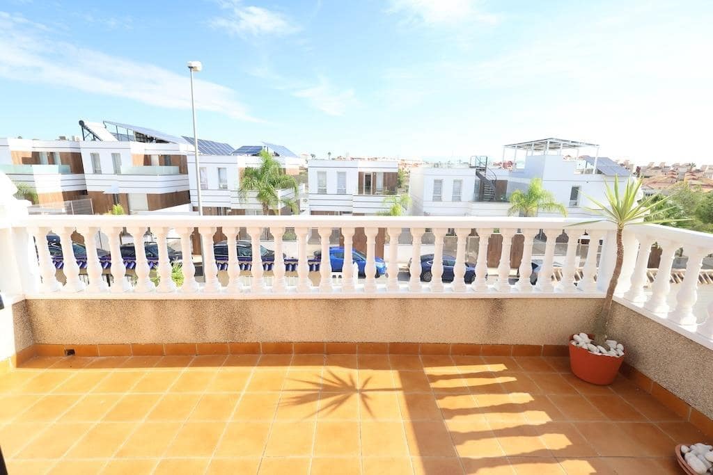 3 chambre Villa/Maison à vendre à Orihuela Costa avec piscine garage - 360 000 € (Ref: 10162226)