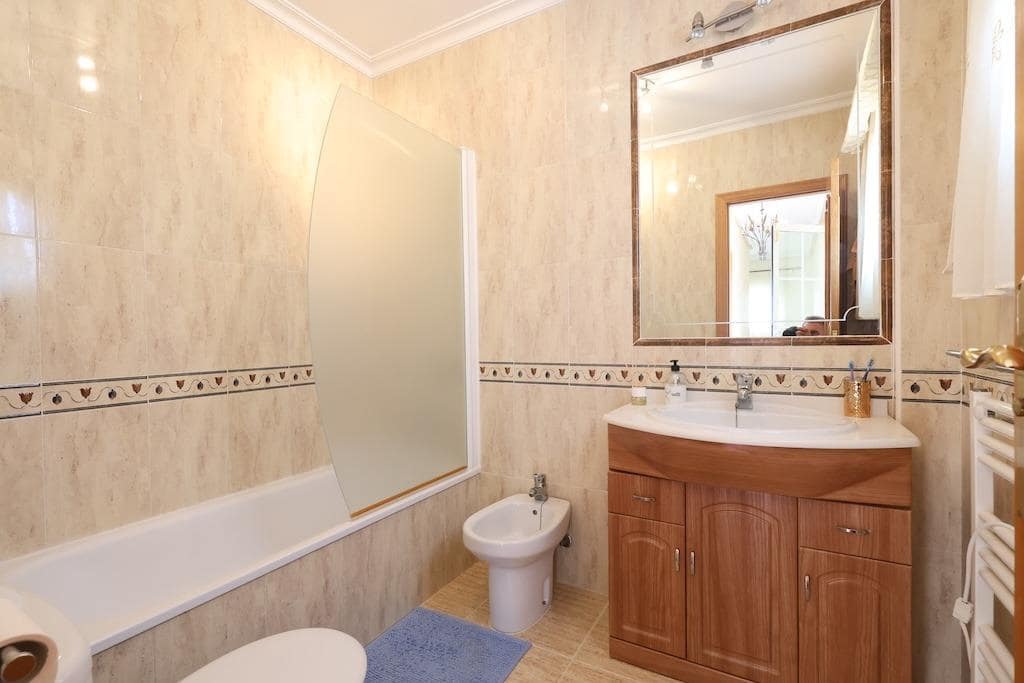 3 chambre Villa/Maison à vendre à Orihuela Costa avec piscine garage - 360 000 € (Ref: 10162226)