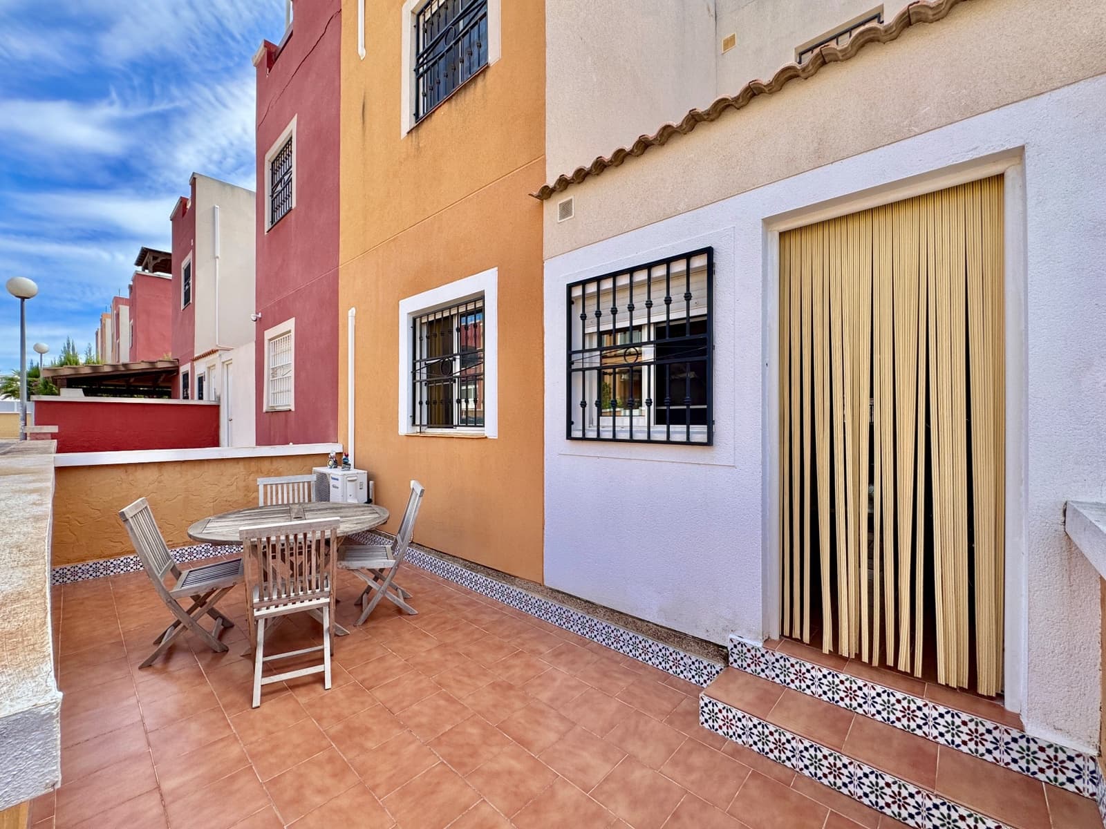 2 soveværelse Lejlighed til salg i Orihuela Costa med swimmingpool - € 190.000 (Ref: 10162871)