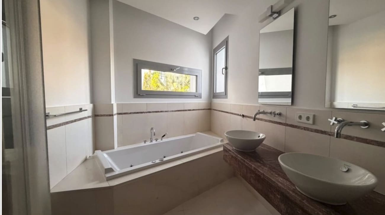 4 chambre Villa/Maison à vendre à Marbella - 3 000 000 € (Ref: 10164843)