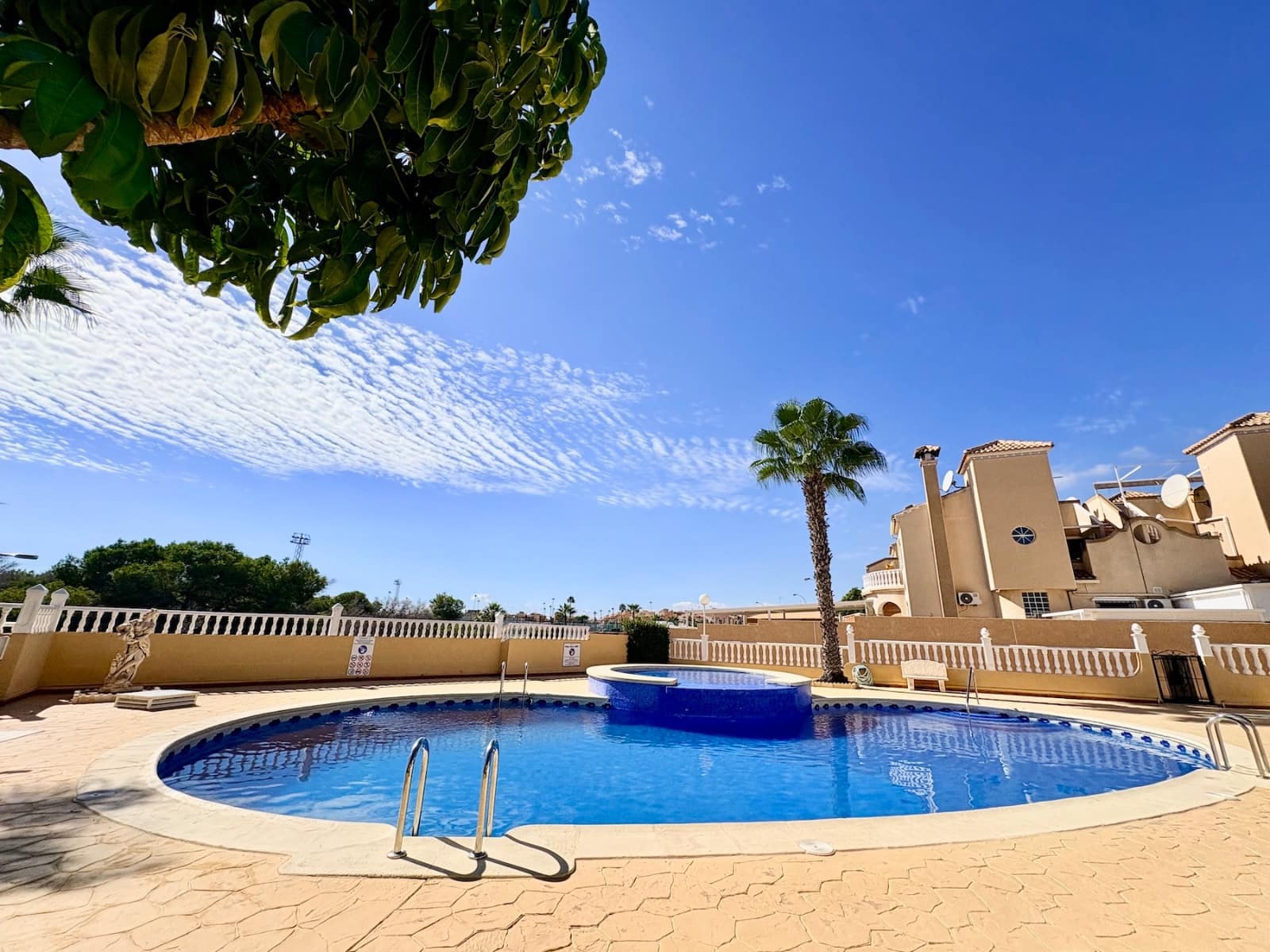 3 bedroom Townhouse for sale in Orihuela Costa with pool - € 220,000 (Ref: 10166350)