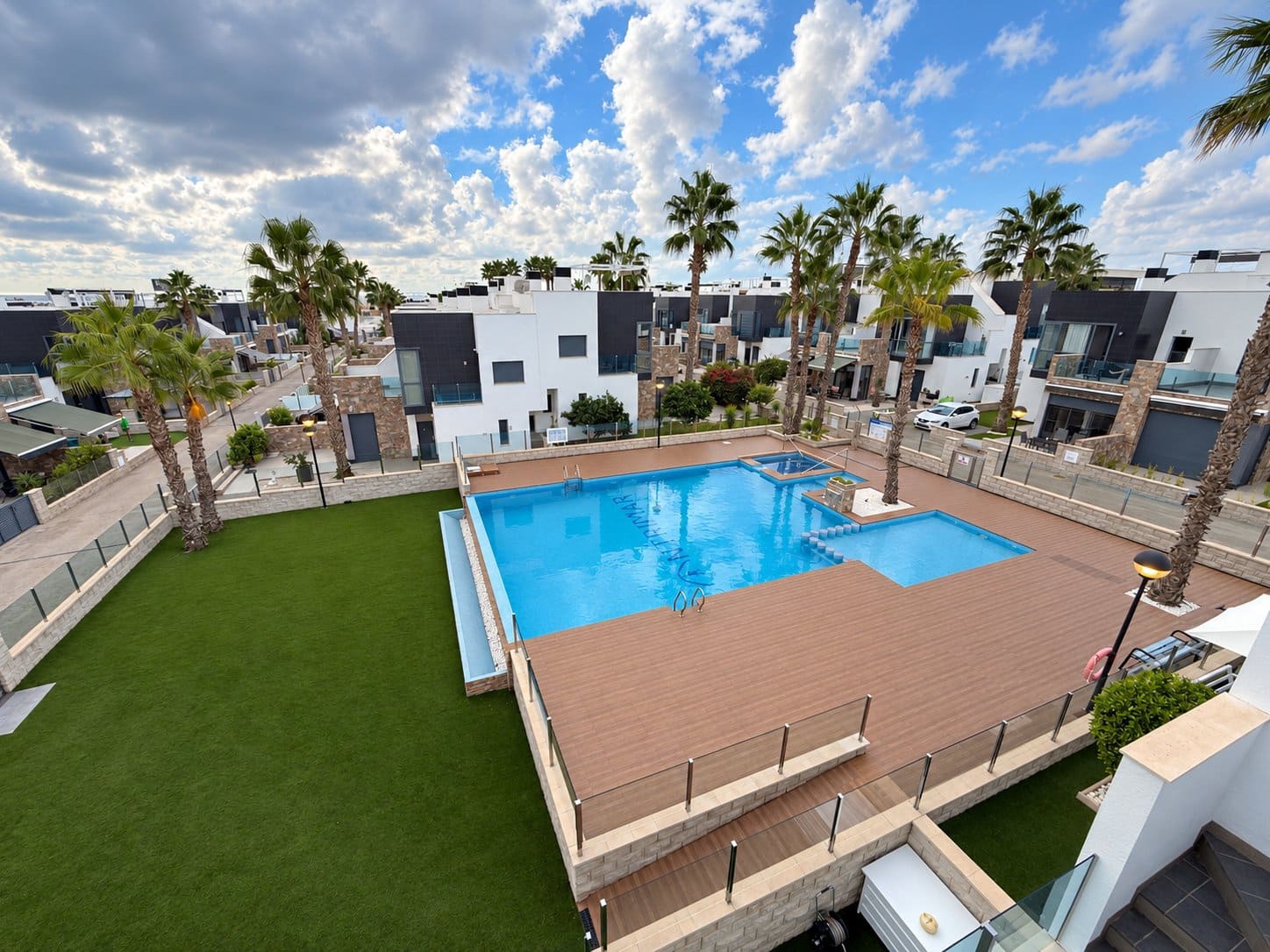 3 sovrum Lägenhet till salu i Orihuela Costa med pool garage - 450 000 € (Ref: 10166353)