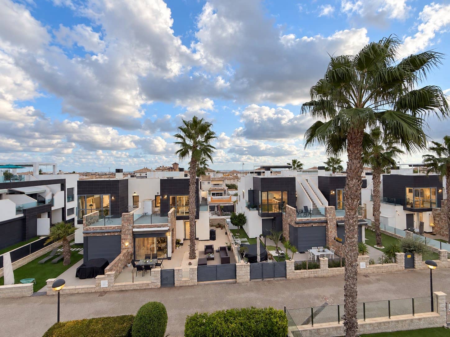 3 sovrum Lägenhet till salu i Orihuela Costa med pool garage - 450 000 € (Ref: 10166353)