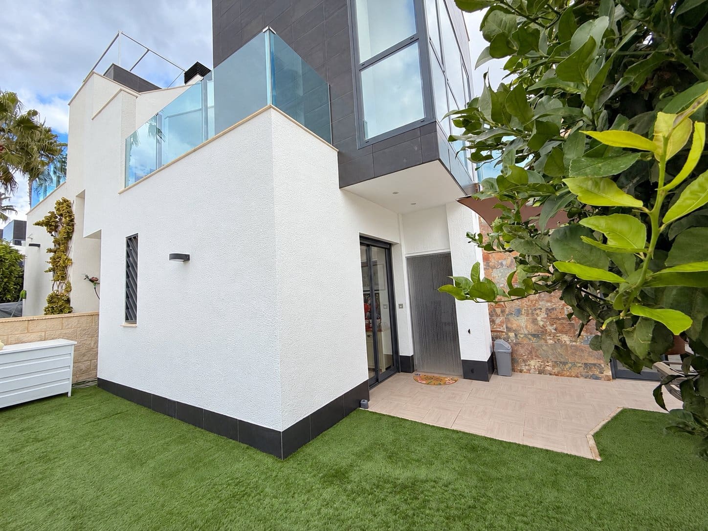 3 sovrum Lägenhet till salu i Orihuela Costa med pool garage - 450 000 € (Ref: 10166353)