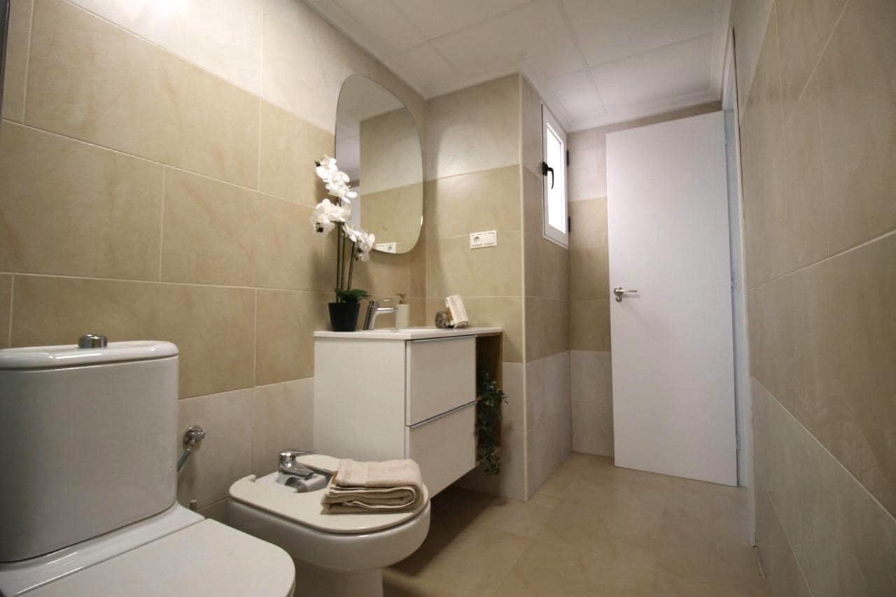 3 soveværelse Lejlighed til salg i Torrevieja - € 167.000 (Ref: 10166355)