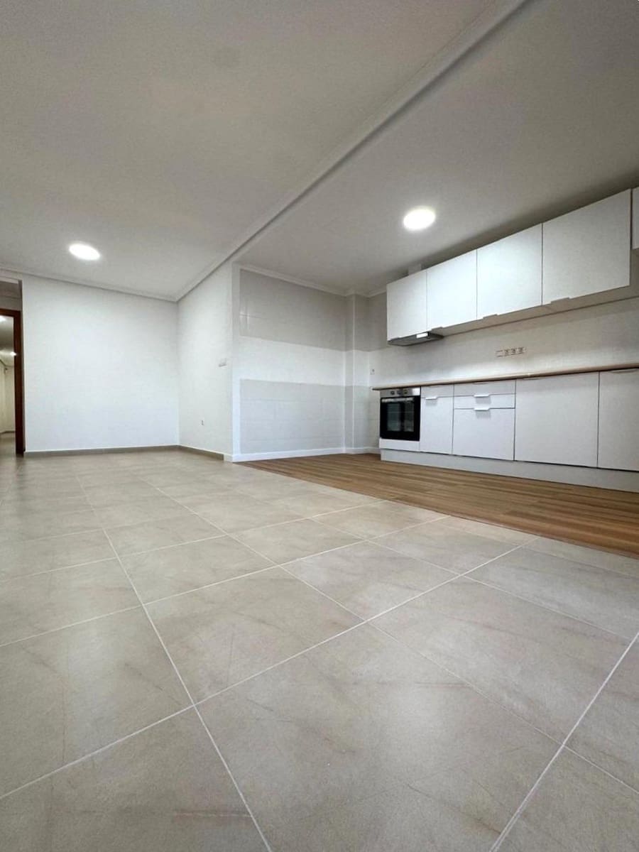3 soveværelse Lejlighed til salg i Torrevieja - € 167.000 (Ref: 10166355)