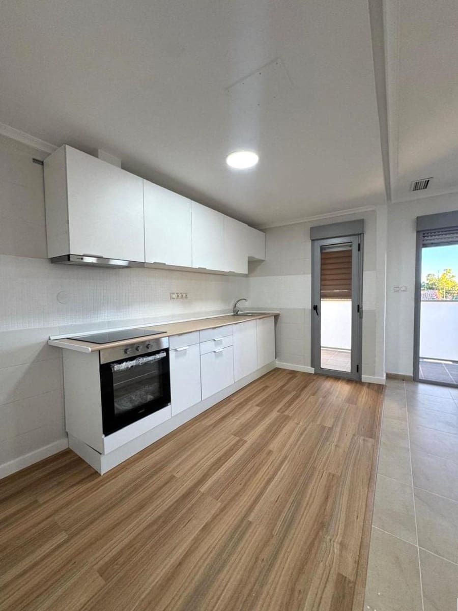 3 soveværelse Lejlighed til salg i Torrevieja - € 167.000 (Ref: 10166355)