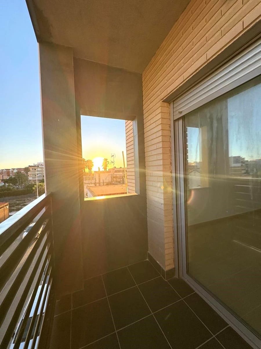 3 soveværelse Lejlighed til salg i Torrevieja - € 167.000 (Ref: 10166355)
