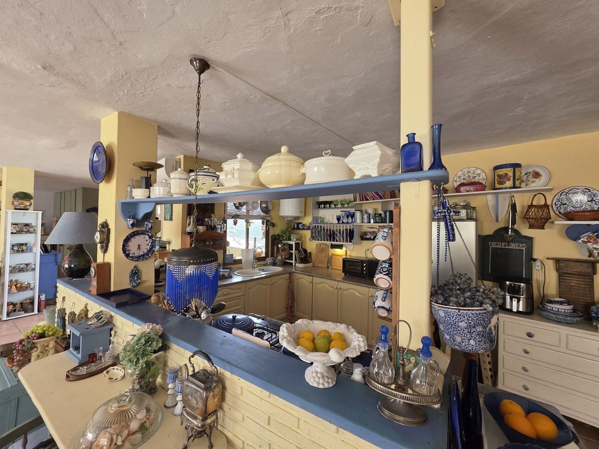 Casa de 2 habitaciones en Manilva en venta con garaje - 425.000 € (Ref: 10171519)