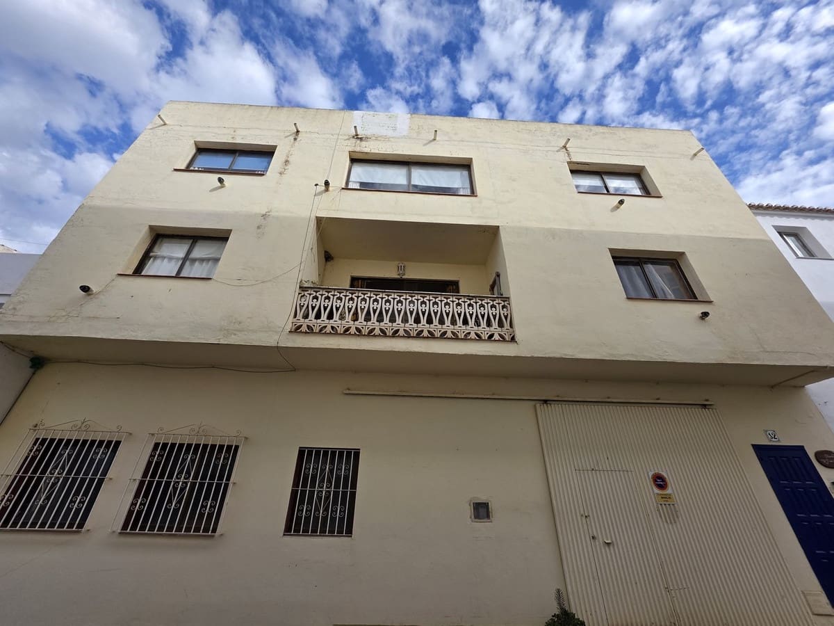 Casa de 2 habitaciones en Manilva en venta con garaje - 425.000 € (Ref: 10171519)