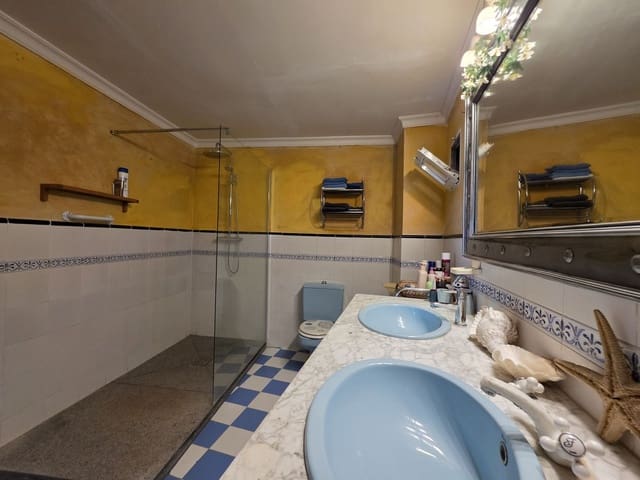 Casa de 2 habitaciones en Manilva Pueblo, Manilva en venta con garaje - 425.000 € (Ref: 10171519)