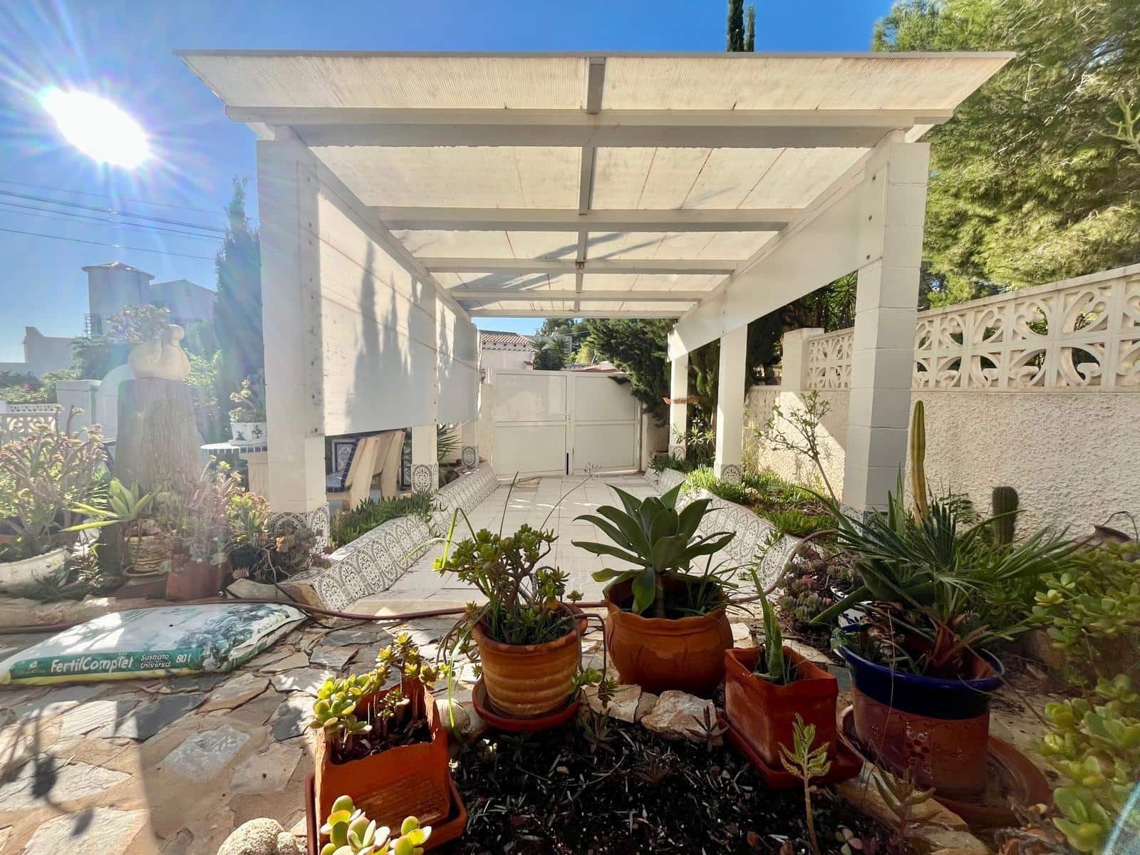 3 bedroom Villa for sale in San Miguel de Salinas with pool - € 350,000 (Ref: 10171527)