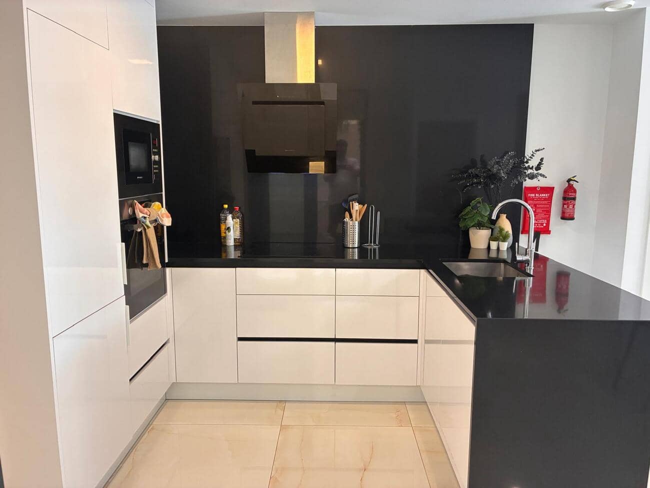 2 bedroom Apartment for sale in Los Altos with pool - € 259,900 (Ref: 10171528)