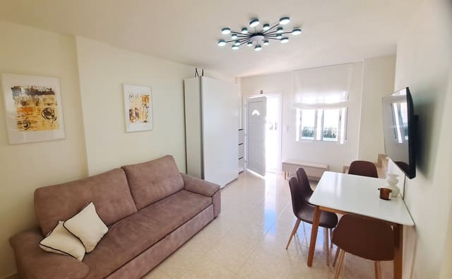 2 soverom Hus til salgs i Villamartin, Orihuela med svømmebasseng garasje - € 194 995 (Ref: 10171535)