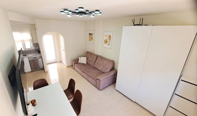 2 soverom Hus til salgs i Villamartin, Orihuela med svømmebasseng garasje - € 194 995 (Ref: 10171535)