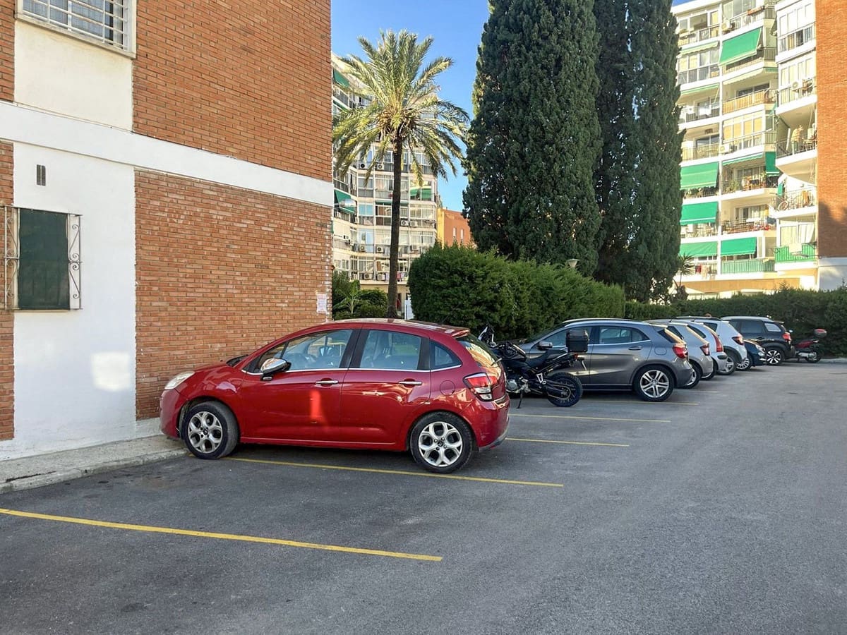 3 bedroom Apartment for sale in Torremolinos with pool - € 295,000 (Ref: 10171537)