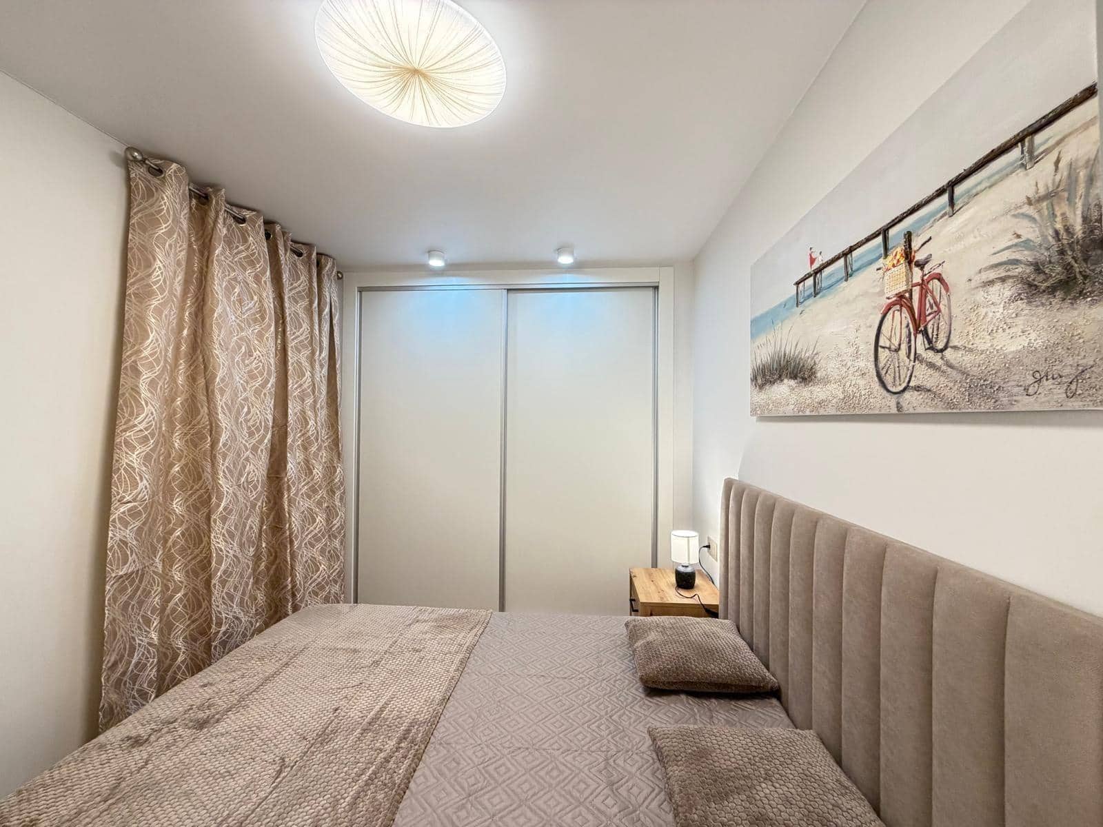 2 soveværelse Lejlighed til salg i Torrevieja med swimmingpool - € 169.900 (Ref: 10172339)