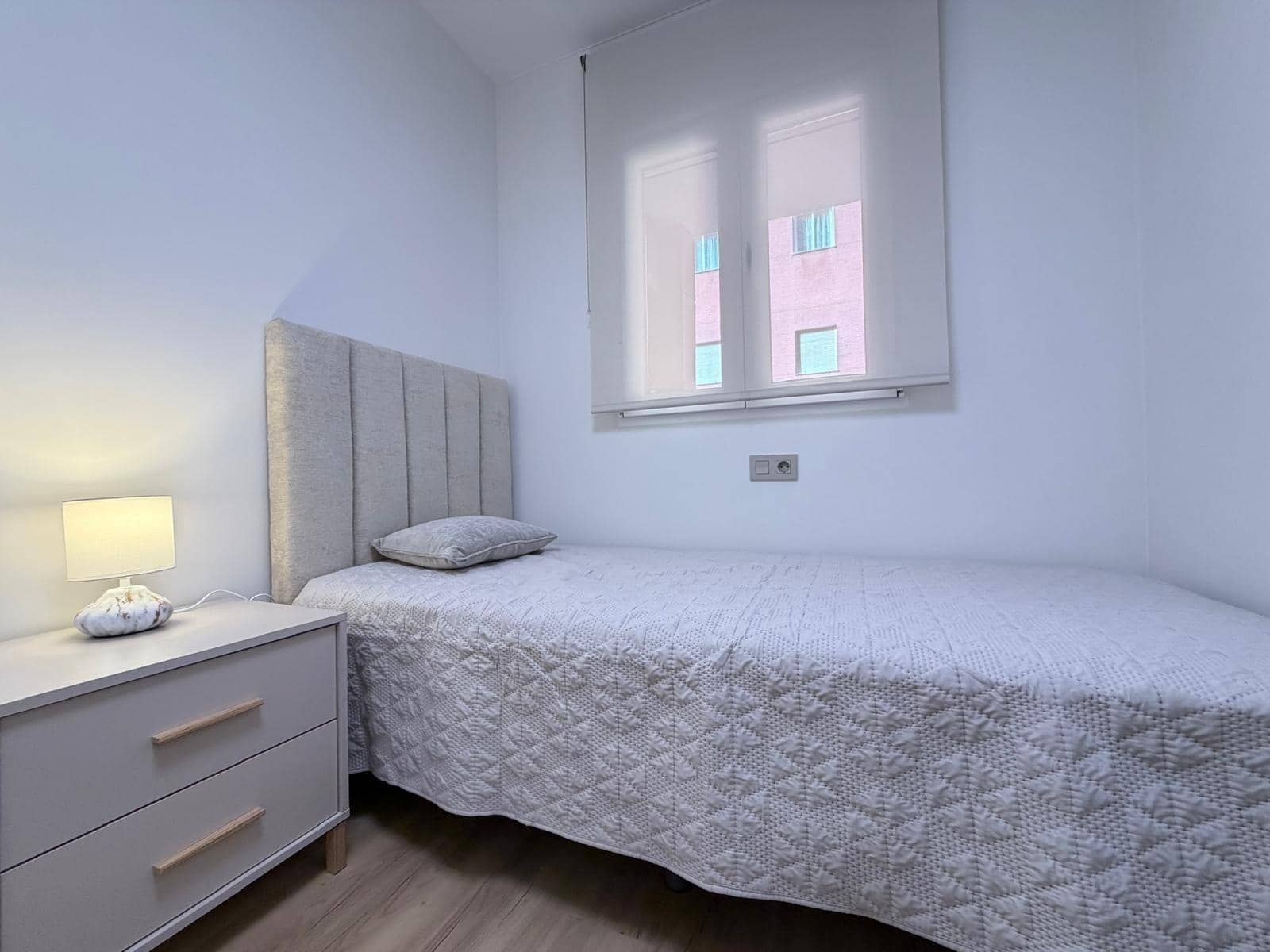 2 soveværelse Lejlighed til salg i Torrevieja med swimmingpool - € 169.900 (Ref: 10172339)