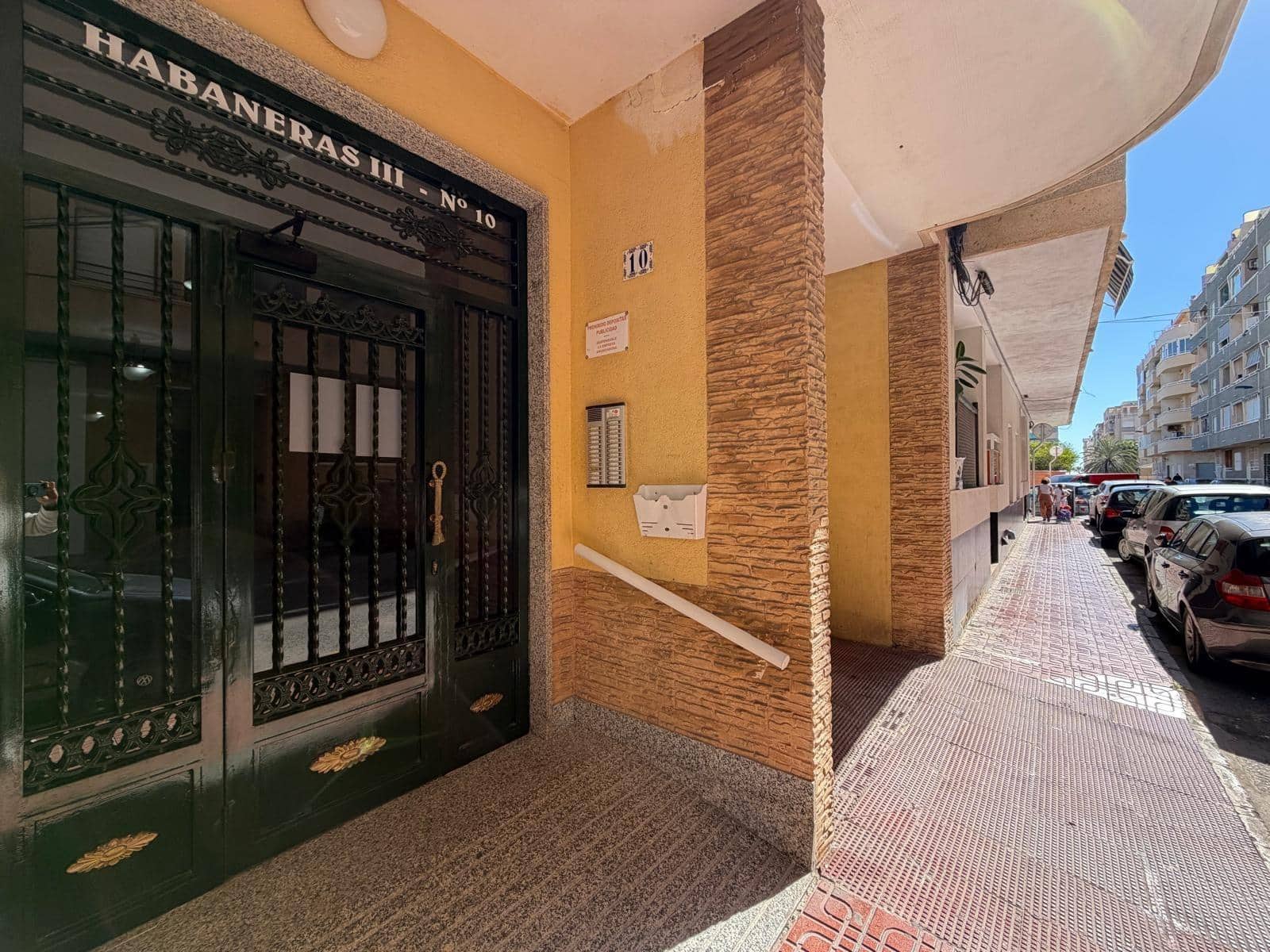 2 sovrum Lägenhet till salu i Torrevieja med garage - 210 000 € (Ref: 10172340)