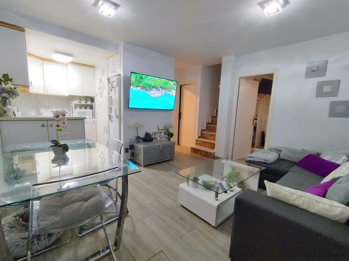 3 sypialnia Dom blizniak na sprzedaż w Los Altos z basenem - 234 900 € (Ref: 10173173)