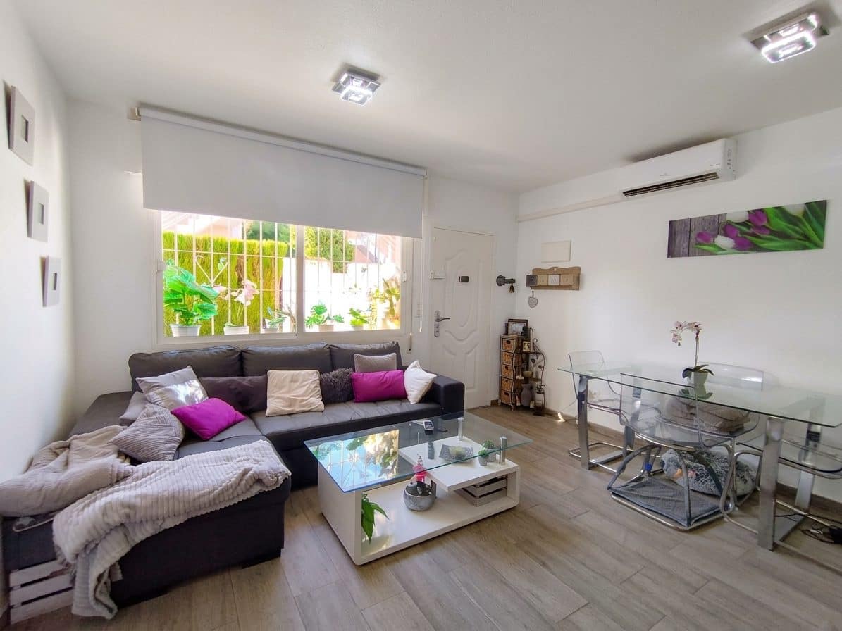 3 sypialnia Dom blizniak na sprzedaż w Los Altos z basenem - 234 900 € (Ref: 10173173)