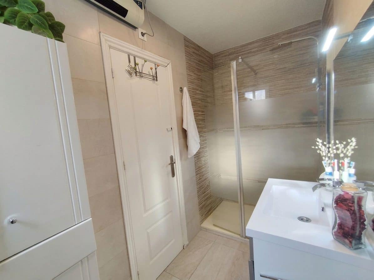 3 sypialnia Dom blizniak na sprzedaż w Los Altos z basenem - 234 900 € (Ref: 10173173)