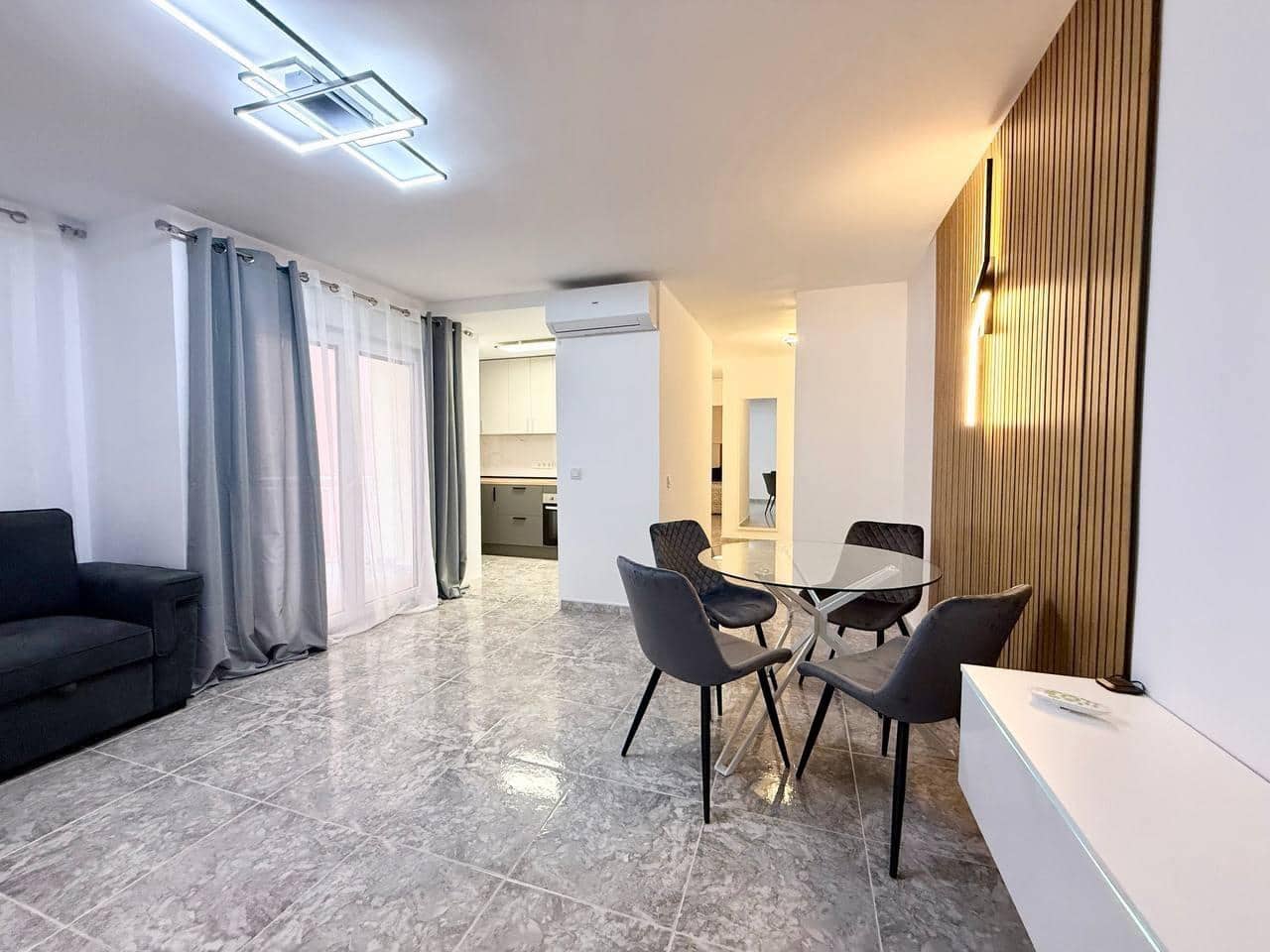 2 soverom Leilighet til salgs i Torrevieja - € 249 000 (Ref: 10174443)