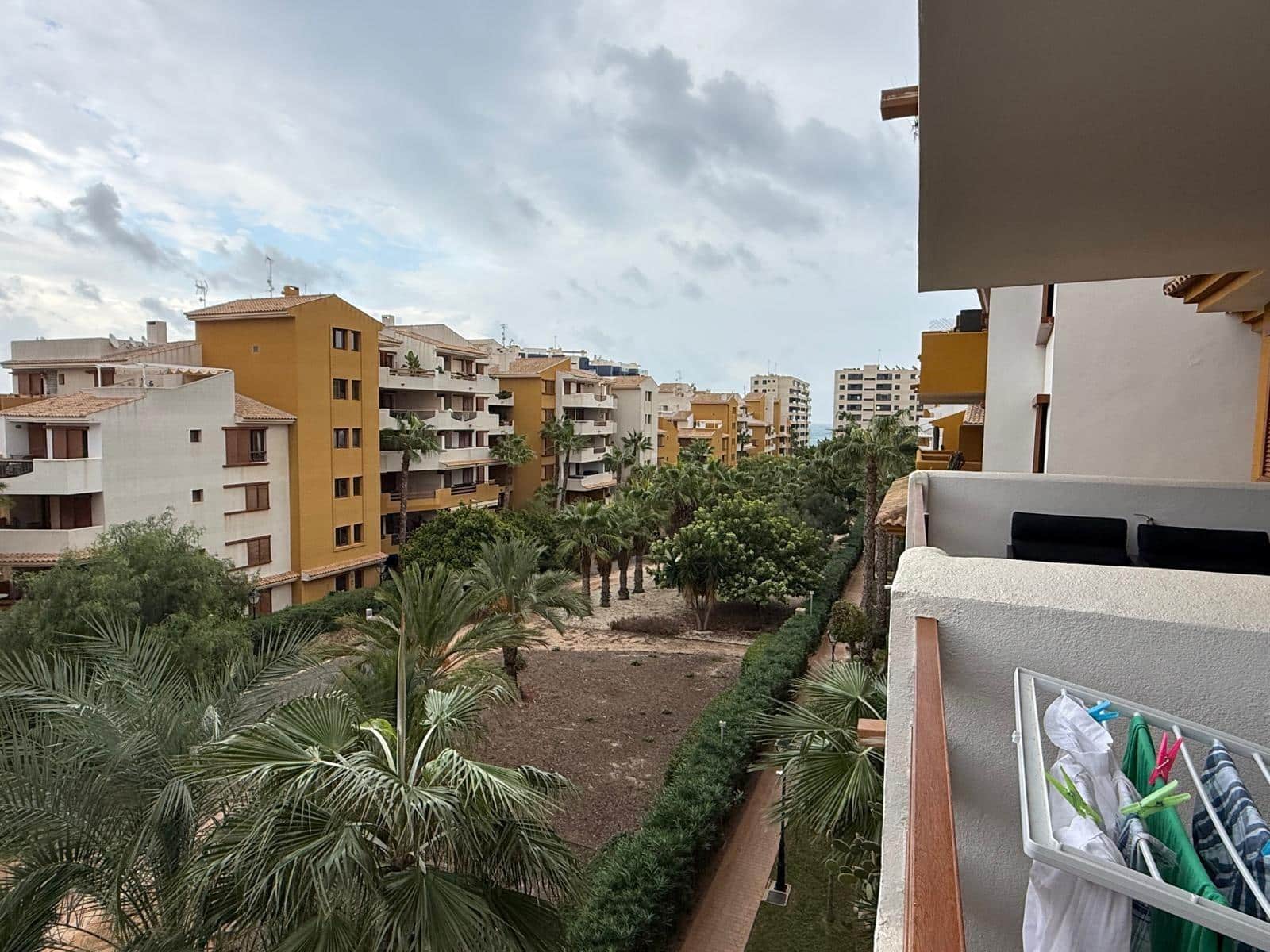 2 sypialnia Apartament na sprzedaż w Torrevieja z basenem garażem - 279 900 € (Ref: 10174444)