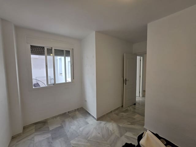 3 slaapkamer Appartement te koop in Casares Pueblo, Casares met garage - € 337.000 (Ref: 10176891)