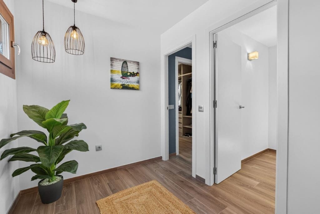 3 chambre Villa/Maison Semi-Mitoyenne à vendre à Torrevieja avec piscine garage - 439 000 € (Ref: 10176895)