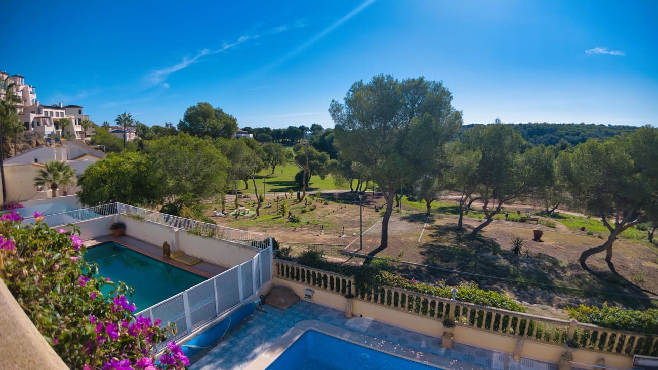 3 Zimmer Villa zu verkaufen in Las Ramblas Golf mit Pool Garage - 529.000 € (Ref: 10179947)