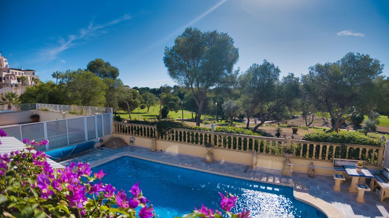 3 Zimmer Villa zu verkaufen in Las Ramblas Golf mit Pool Garage - 529.000 € (Ref: 10179947)