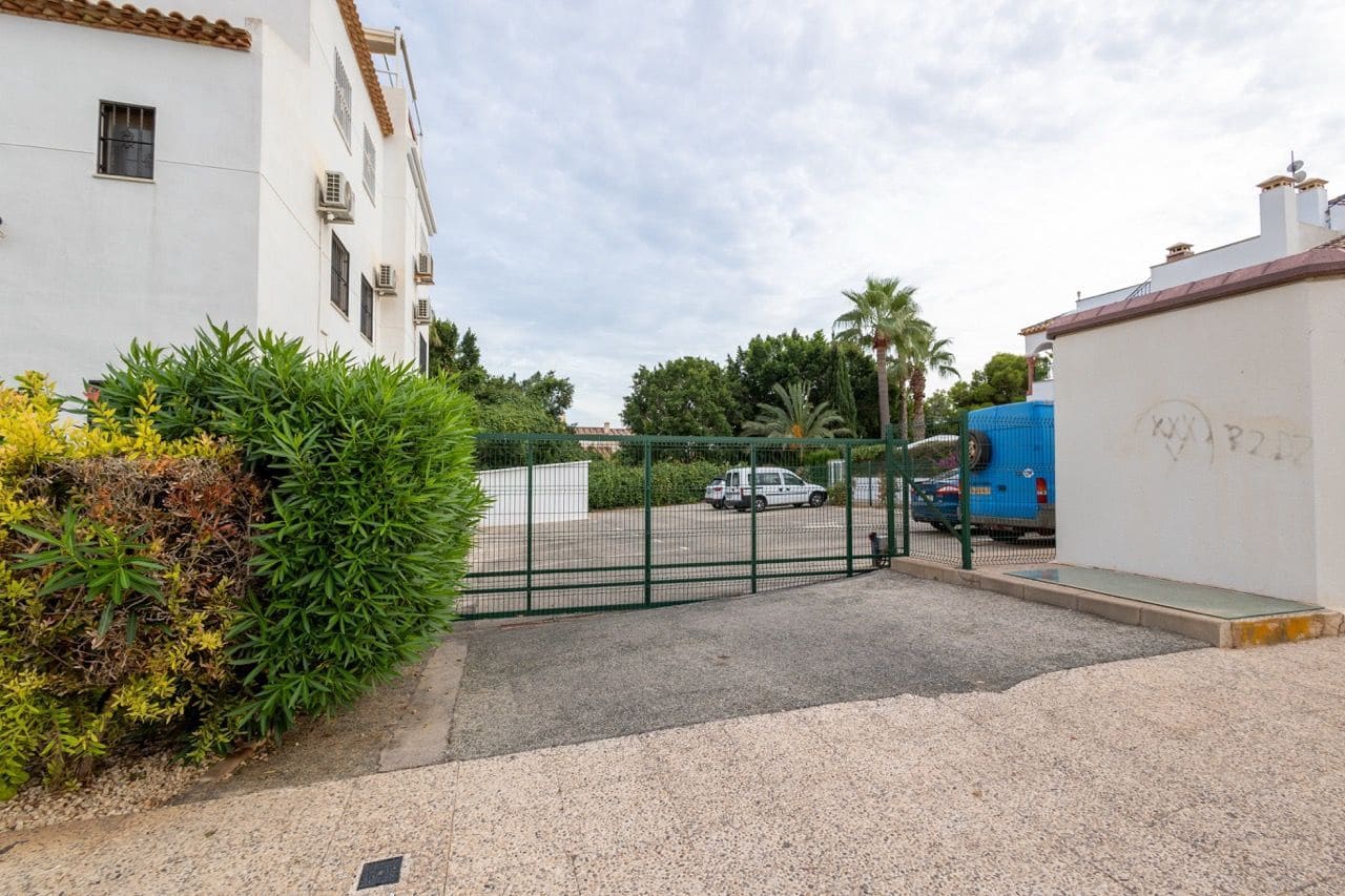 2 soverom Leilighet til salgs i Orihuela Costa med svømmebasseng garasje - € 195 000 (Ref: 10179948)