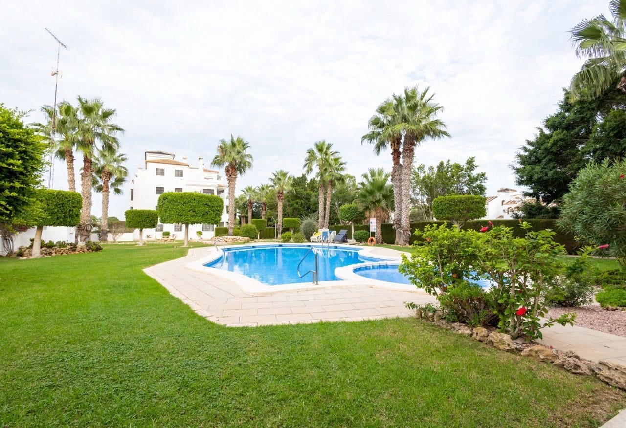 2 soverom Leilighet til salgs i Orihuela Costa med svømmebasseng garasje - € 195 000 (Ref: 10179948)