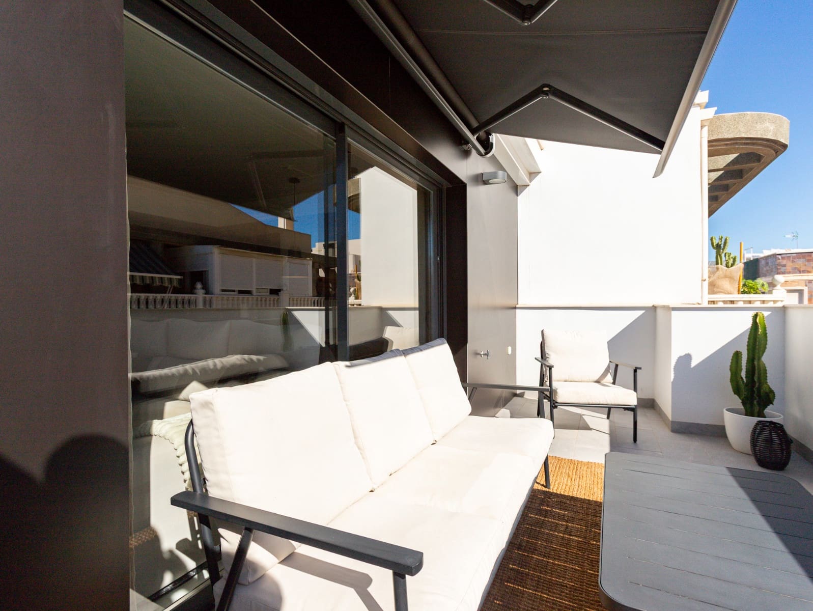 3 soveværelse Lejlighed til salg i Torrevieja med garage - € 379.000 (Ref: 10179949)