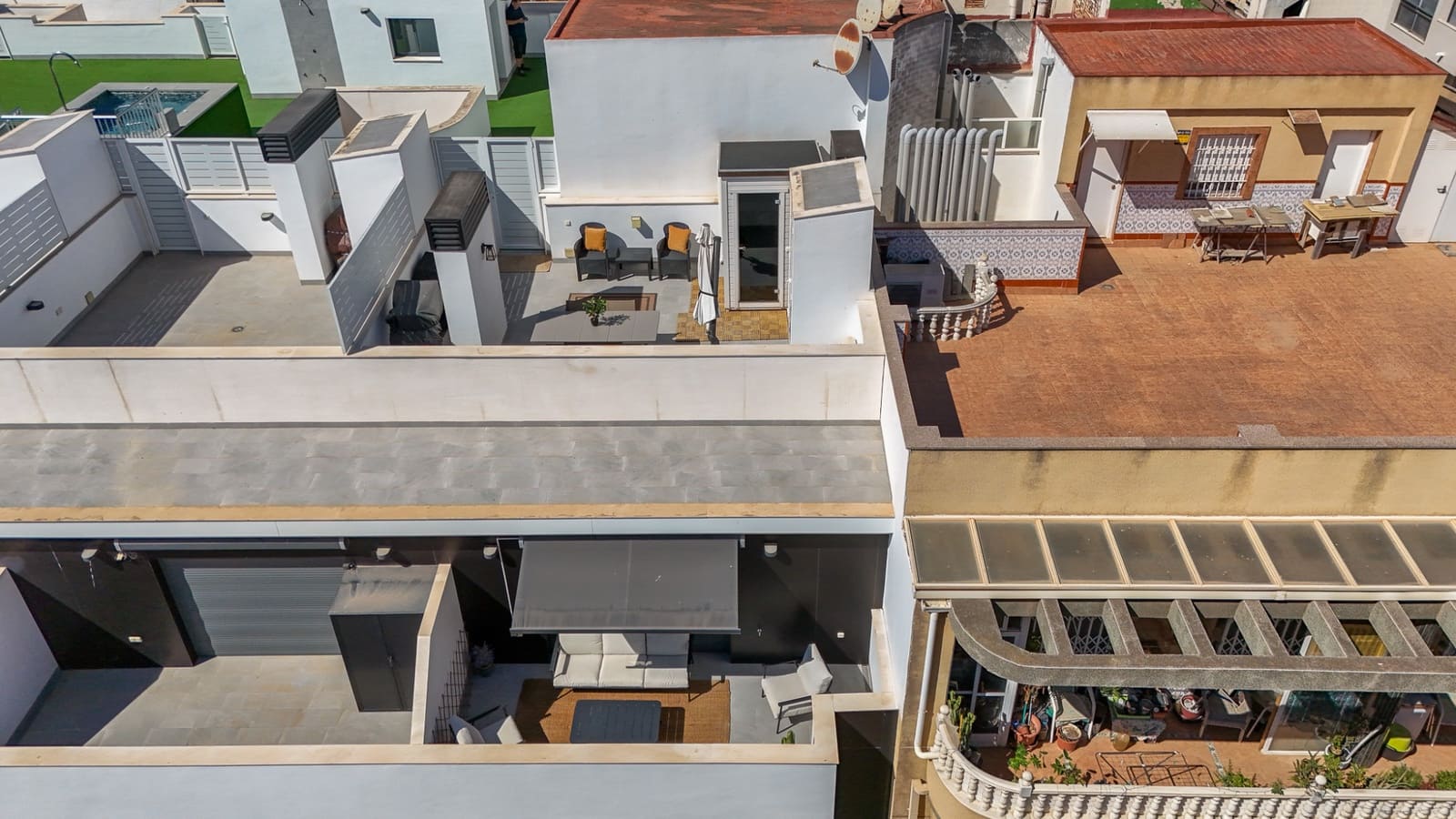 3 soveværelse Lejlighed til salg i Torrevieja med garage - € 379.000 (Ref: 10179949)