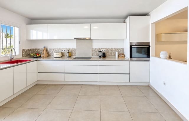 3 camera da letto Casa in vendita in Casares Pueblo, Casares con piscina - 385.000 € (Rif: 10182693)