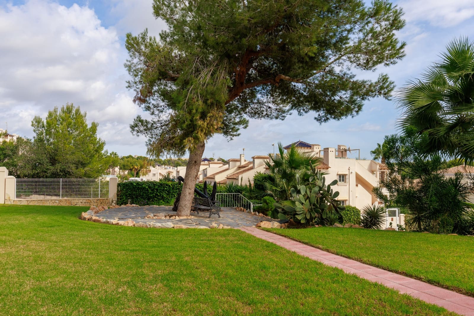 3 bedroom Townhouse for sale in Las Ramblas Golf with pool garage - € 269,000 (Ref: 10182706)